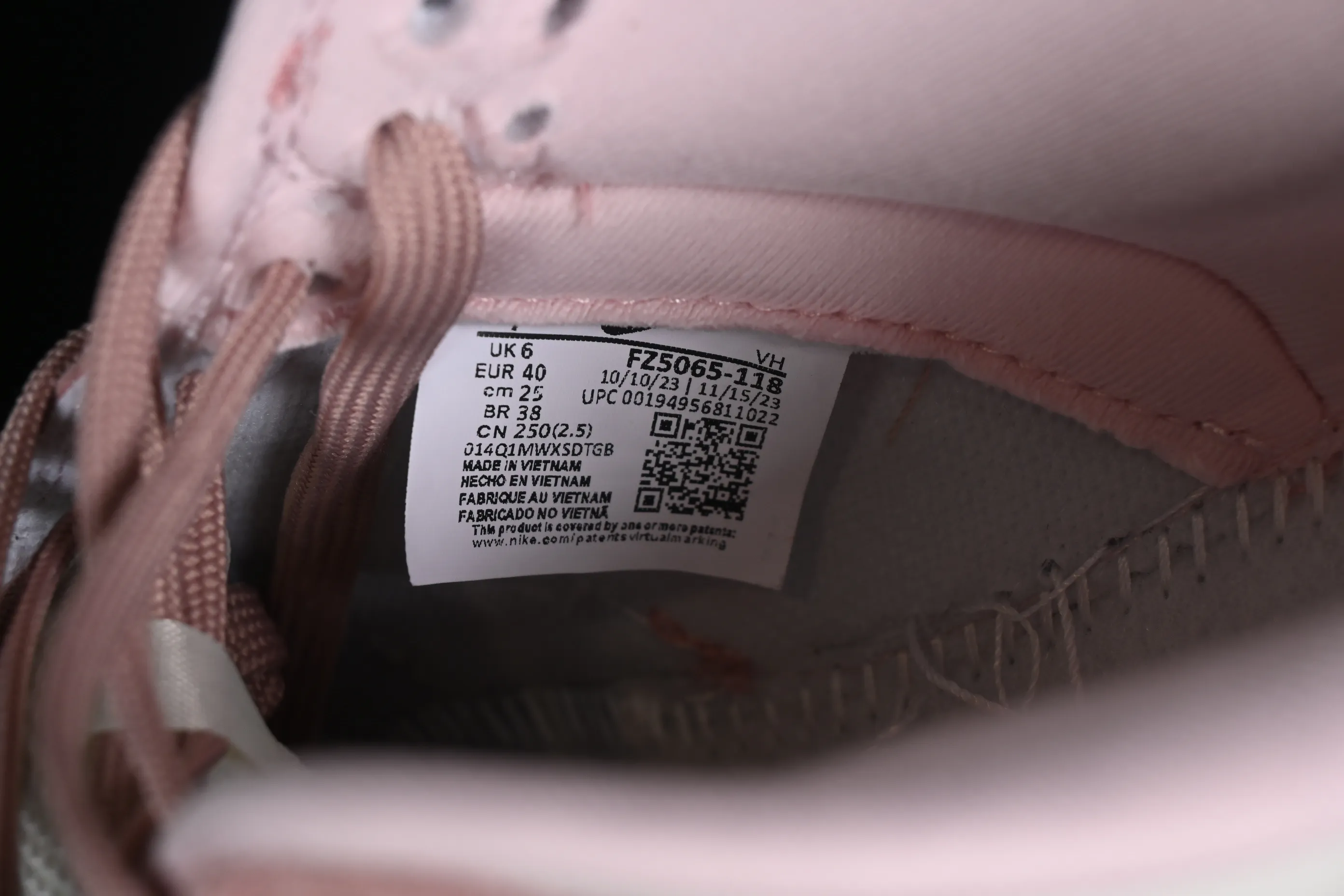All categories Nk SB Dunk series Nk SB Dunk Low low-top sneakers F version Nk Dunk Low 2024 Year of the Dragon customized model SB low-top casual sneakers FZ5065-118